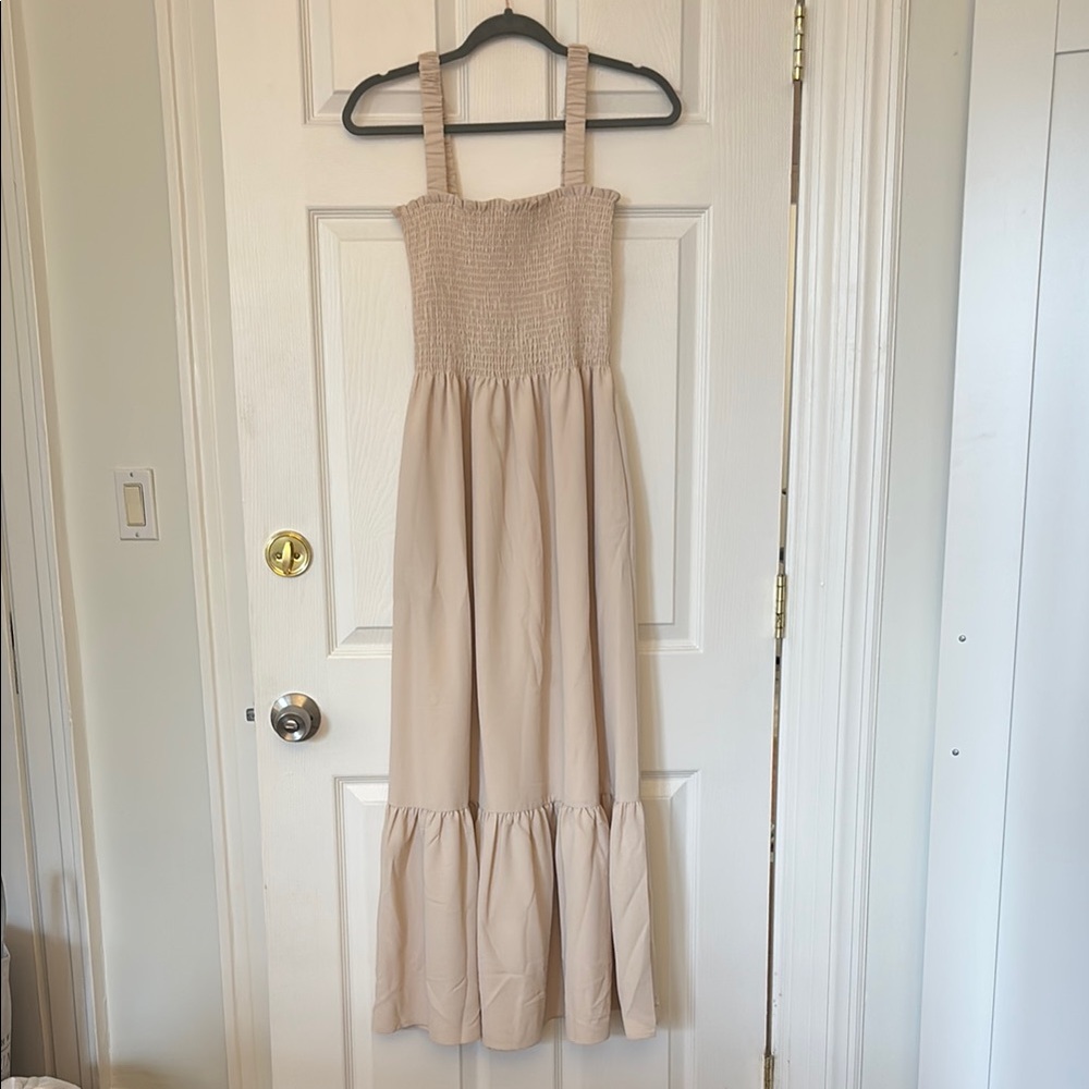 Hill House Anjuli Dress in Sand Crepe, M